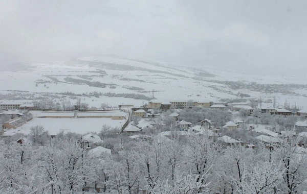 In Azerbaijan, the snow depth has exceeded 60 cm
