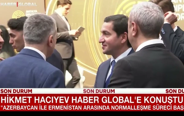 Hikmət Hacıyev: Ermənistanın Konstitusiyasında ərazi iddialarına son qoyulduqdan sonra sülh sazişini imzalana bilər