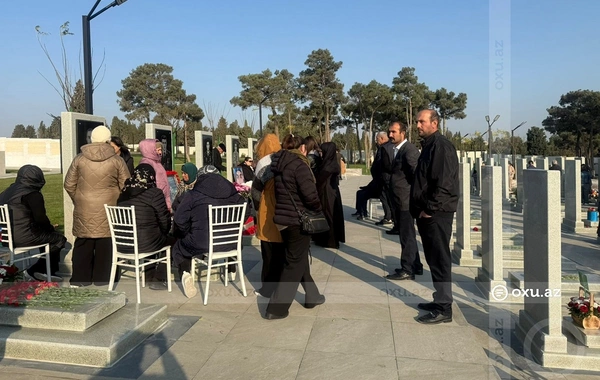 8 Noyabr - Zəfər Günü ilə əlaqədar Hərbi Memorial Məzarlıq ziyarət edilir