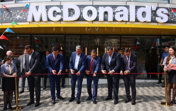 "McDonald"s Azərbaycan" "Nizami Mall"-da yeni restoran açıb
