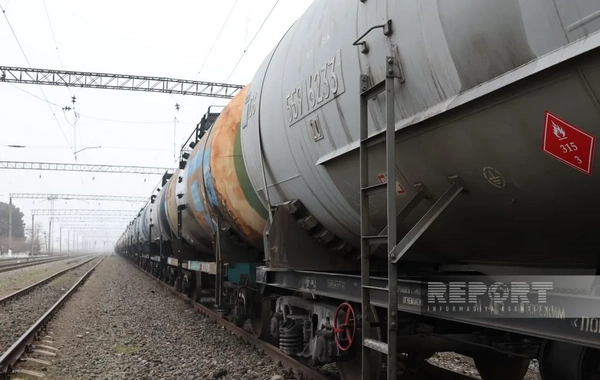 Azərbaycandan Ermənistana 4 500 tona yaxın dizel yanacağı Güzdəkdən yola salınır