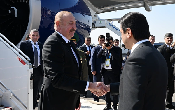 Prezident İlham Əliyev Tacikistanda səfərdədir