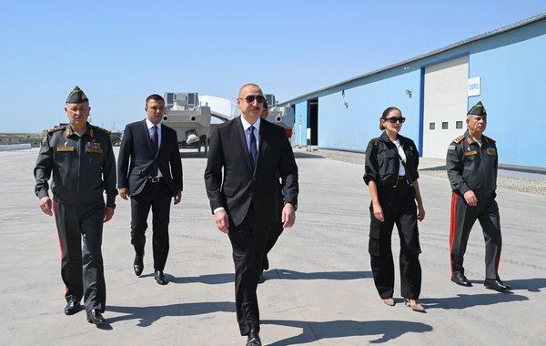 Prezident İlham Əliyev Hərbi Dəniz Qüvvələrində olub