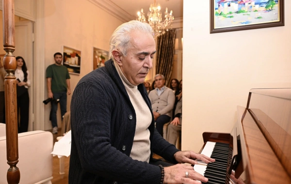 Maqsud İbrahimbəyov Yaradıcılıq Mərkəzində "Neft bumu hamıya gülümsəyir" festivalının açılışı olub