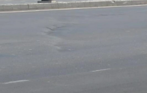 В Баку снова просела отремонтированная дорога