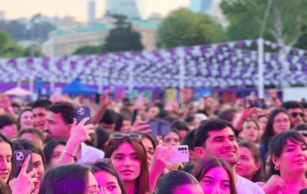 Bulvarda ölkənin ən böyük gözəllik festivalı yenidən keçirildi