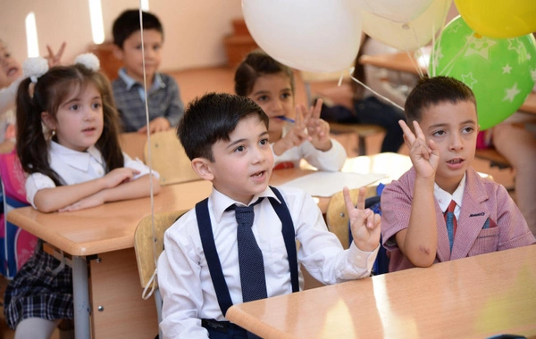 Rus bölmələri üzrə I sinfə qəbul üçün müsahibə mərhələsi başlayıb