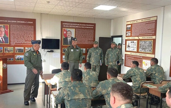 Hərbi Hava Qüvvələrinin xidməti-döyüş fəaliyyəti yoxlanılıb