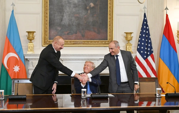 Donald Trampın iştirakı ilə keçirilən görüşdən bir il ötür: Səfirlikdən açıqlama
