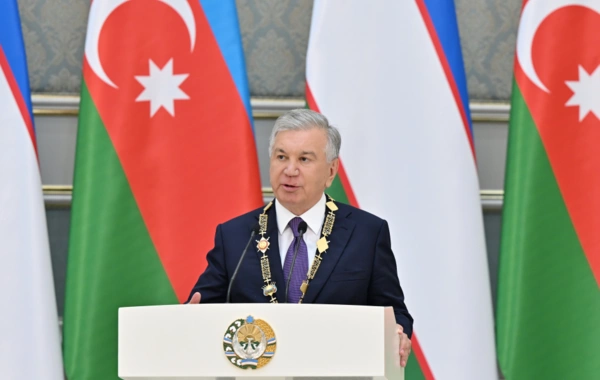 Daşkənddə Azərbaycan və Özbəkistan prezidentlərinin təltifolunma mərasimi keçirilib