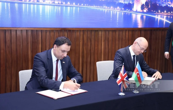 Azərbaycan və Böyük Britaniya arasında 4 sənəd imzalanıb