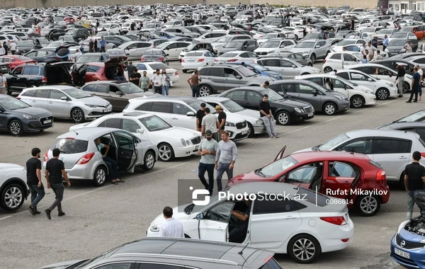 В Азербайджане сократился импорт автомобилей: есть ли риск дефицита?