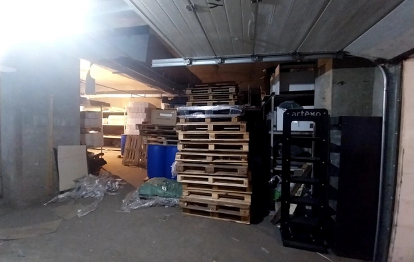 Bakıda kosmetoloji vasitələrin satışı anbarının fəaliyyəti dayandırılıb