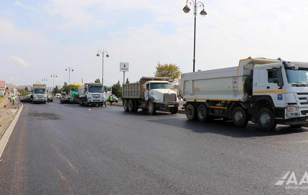 Bakının 8 Noyabr prospektində asfaltlanma işləri yekunlaşır