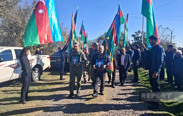 İmişlidə I Qarabağ müharibəsinin itkin-şəhidi Elçin Heydərov dəfn edilib İmişlidə I Qarabağ müharibəsinin itkin-şəhidi Elçin Heydərov dəfn edilib