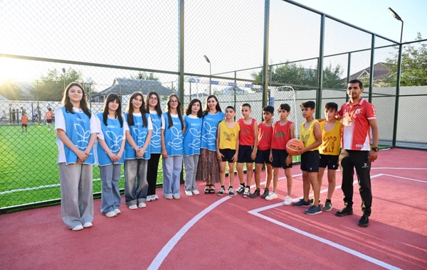 Leyla Əliyevanın iştirakı ilə Yevlaxda abadlaşdırılmış məhəllə sakinlərin istifadəsinə verilib