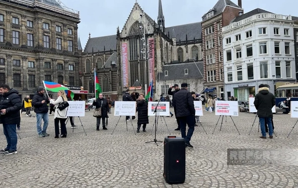 Amsterdamın mərkəzi meydanında Xocalıya ədalət aksiyası keçirilib