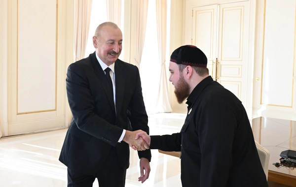İlham Əliyev Bakıda keçirilən beynəlxalq konfransların iştirakçılarını qəbul edib