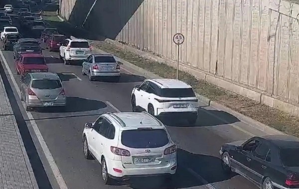 Bakıda 6 istiqamətdə tıxac müşahidə olunur