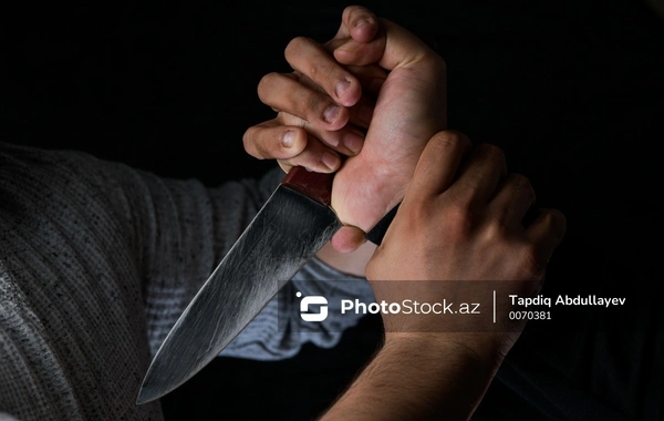 Bakıda qardaş qardaşı bıçaqlayıb