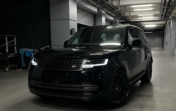 В Баку прокатные компании сдают машины клиентам без водительских прав?