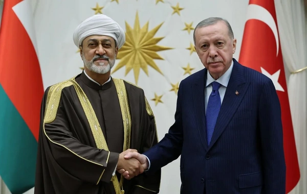 Türkiyə və Oman liderləri İranın bölgə ölkələrinə hücumlarını müzakirə ediblər