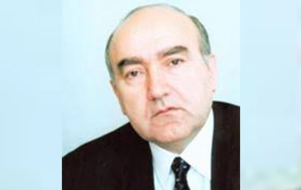 Keçmiş nazirin ölkədən çıxışına "stop" qoyuldu