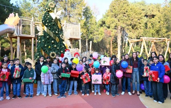 Leyla Əliyeva Mərkəzi Nəbatat bağında uşaqlar üçün təşkil olunan tədbirdə iştirak edib