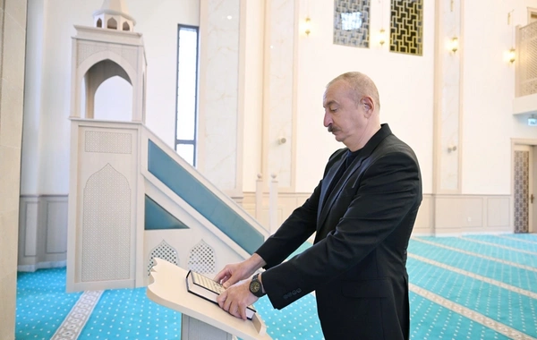 Hadrut qəsəbəsində inşa edilmiş məscidin açılışı olub