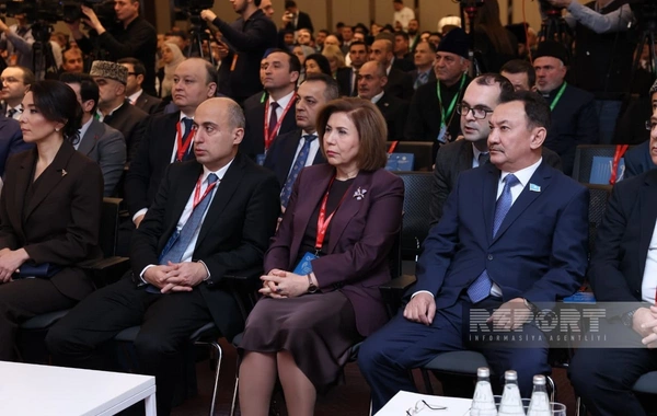 В Баку прошел II Форум религиозных деятелей