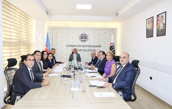 Azərbaycanda bir vəkilə töhmət verilib, beş vəkilə irad tutulub