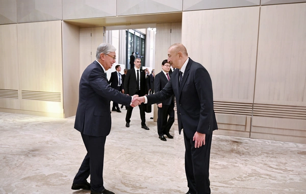 Prezident İlham Əliyevin adından AQEM-in 7-ci Zirvə Görüşünün iştirakçılarının şərəfinə şam yeməyi verilib