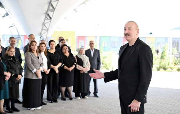 Zəngilanın Məmmədbəyli və Ağalı kəndlərinin sakinlərinə mənzillərin açarları təqdim edilib Zəngilanın Məmmədbəyli və Ağalı kəndlərinin sakinlərinə mənzillərin açarları təqdim edilib
