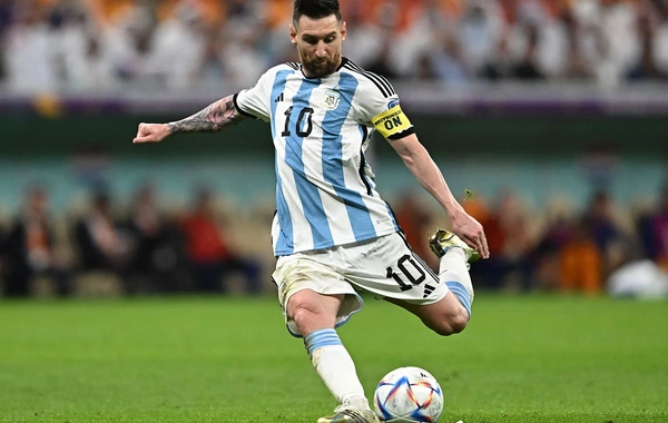 Lionel Messi karyerasında 930-cu qolunu vurub