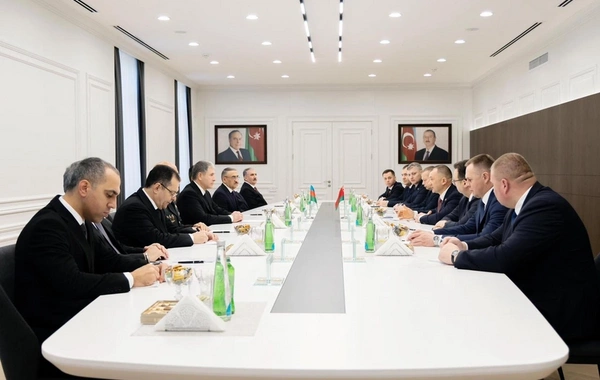 Belarasun daxili işlər naziri Azərbaycana səfərə gəlib, Vilayət Eyvazovla görüşüb