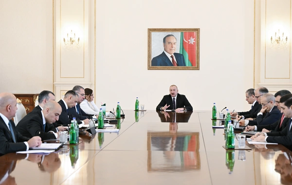 İlham Əliyev: Vətəndaşa lazım olan bütün xidmətlər bir ünvandan göstərilməlidir