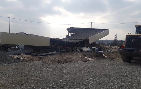 Qanunsuz inşa olunan tikili sökülüb
