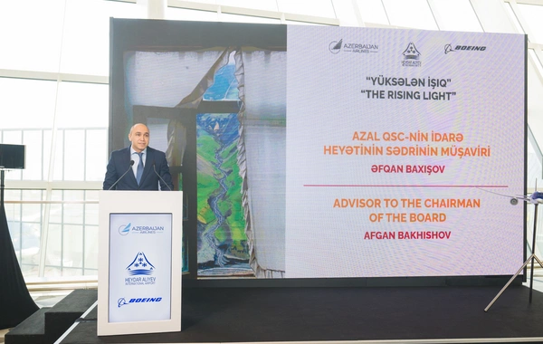 "Yüksələn işıq": REZA-nın fotosərgisi Heydər Əliyev Beynəlxalq Aeroportunda təqdim olunur