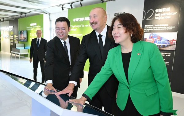 İlham Əliyev "Qobustan" Günəş Elektrik Stansiyasının açılışında iştirak edib