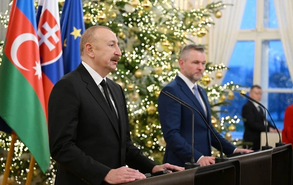 Azərbaycan və Slovakiya prezidentləri mətbuata bəyanatlarla çıxış ediblər