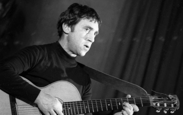 Tatu mahnısı ilə məşhurlaşan Vladimir Vısotski kim idi?