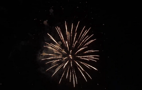 Gəncədə Zəfər Gününə həsr edilmiş konsert keçirilib, atəşfəşanlıq olub