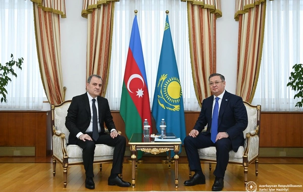 Foreign Ministers of Azerbaijan and Kazakhstan are holding a meeting with delegations