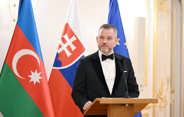 В Братиславе дан официальный прием в честь Президента Ильхама Алиева