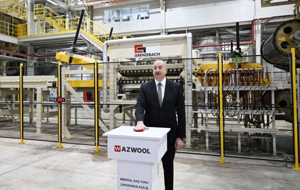 Non-oil priority: a significant contribution to creating new jobs