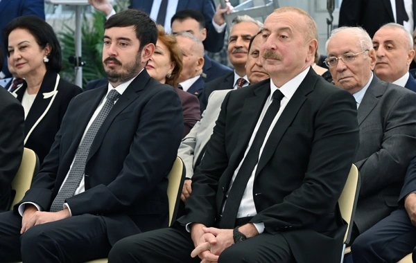 Prezident İlham Əliyev Bakıda Aşıq Ələsgərin abidəsinin açılışında iştirak edib