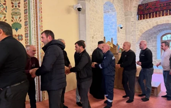 Şuşada bayram namazı qılınıb