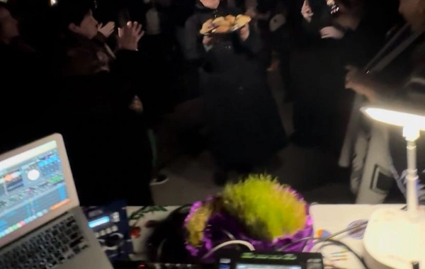 DJ China 30 il sonra məhəlləsində möhtəşəm Novruz şou təşkil etdi