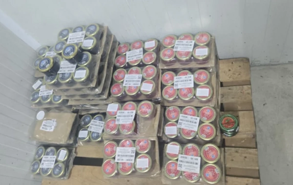 Bakıda bu bazarlarda saxta kürü məhsulları satırlarmış