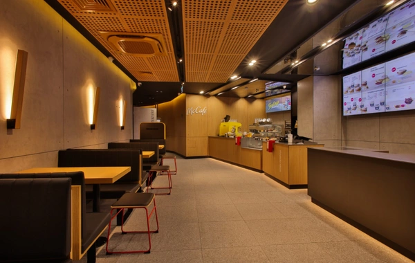 "McDonald"s Azərbaycan" "Nizami Mall"-da yeni restoran açıb